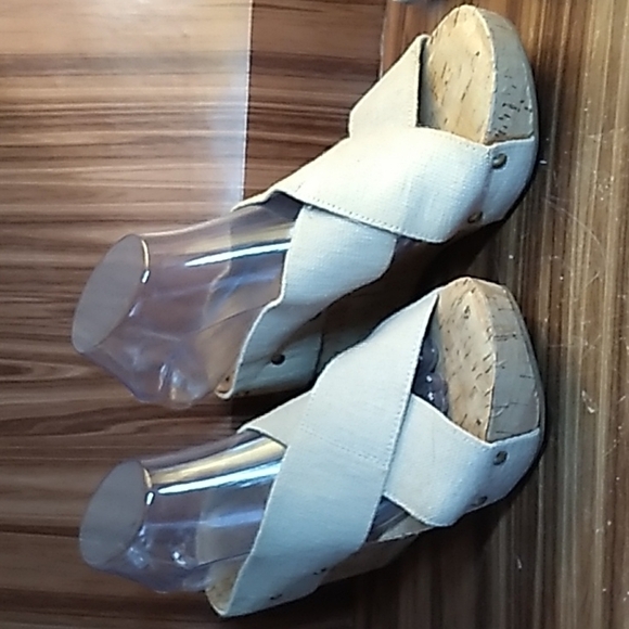 Lucky Brand wedges heels 9.5 cork - Picture 1 of 9
